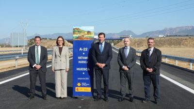 Este miércoles se ha abierto al tráfico el último tramo de la autovía A-22 que conecta Siétamo y Huesca. / Ministerio de Transportes