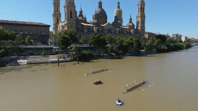 La regata por el centenario del Centro Natación Helios ha dejado imágenes de gran belleza.