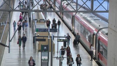 Renfe ha puesto en marcha un operativo especial con motivo del Pilar. / Aragón TV