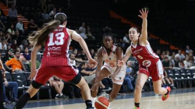 Un momento del partido del Casademont Zaragoza en Mersin
