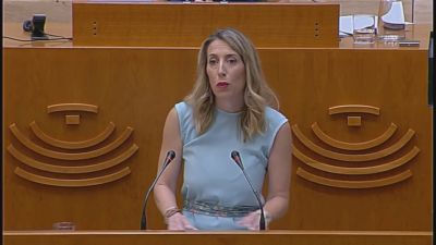 María Guardiola, el día que fue investida como presidenta de Extremadura. / Aragón TV