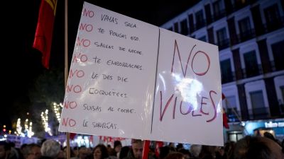 Manifestación por el 25N en Madrid / A. Pérez Meca - Europa Press