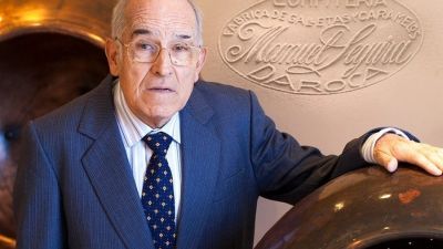 Imagen de despedida al pastelero darocense Manuel Segura Sorribes, fallecido este sábado en su localidad natal. / PASTELERÍAS MANUEL SEGURA