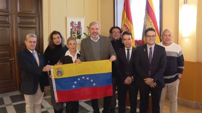 El presidente Azcón junto a representantes venezolanos en Aragón / Aragón TV