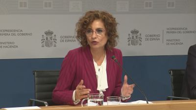 La vicepresidenta primera del Gobierno y ministra de Hacienda, María Jesús Montero. / EFE