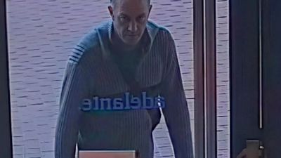 La Guardia Civil pide ayuda para identificar al sospechoso del asesinato de una mujer en 2005 en Olesa de Montserrat. | (EFE/Guardia Civil)