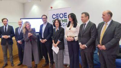 Al acto han asistido el ministro de Economía y la vicepresidenta del Gobierno de Aragón. / Aragón TV
