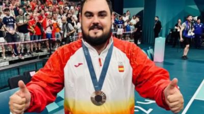 Juan Caamaño tras lograr una medalla con la Selección Española.