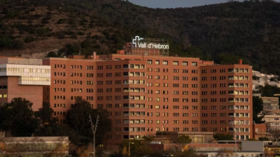 Los dos que han resultado heridos de gravedad han sido trasladados al Hospital Vall d'Hebron de Barcelona. / Europa Press