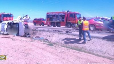 El accidente se ha producido en la  A-127, en Tauste. / DPZ