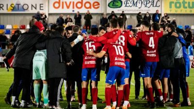 La SD Tarazona celebra un triunfo.