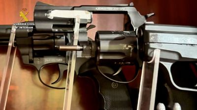 Detenido en Zaragoza por manipular armas de fogueo para disparar con munición real. / Guardia Civil