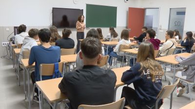 Imagen de archivo de alumnos de un centro educativo de Aragón. / Aragón TV