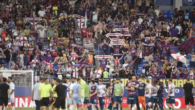 Imagen de un encuentro de la SD Huesca en El Alcoraz. Foto: LaLiga