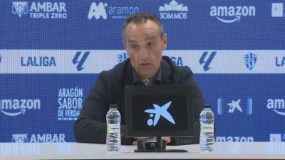 José Luis Oltra en la rueda de prensa. Foto: Aragón Deporte
