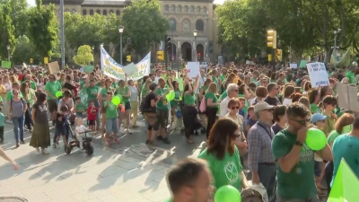 Manifestación en defensa de la educación pública./ Aragón TV