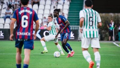 Lance del partido en El Arcángel. Foto: LaLiga