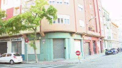 La finca, ubicada en el número 25 de la calle García Galdeano de Zaragoza, fue desalojada de manera preventiva. / Aragón TV