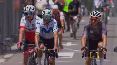 Imanol Arizmendi y Alejandro Valverde, a su llegada a meta