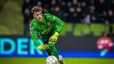 Westerveld durante un encuentro en el Maastricht.