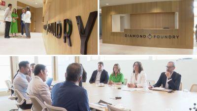 La consejera de Economía, Eva Valle, ha visitado este martes la planta de Diamond Foundry en la Cartuja Baja, en Zaragoza / Aragón TV