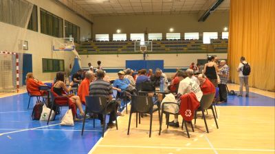 En el pabellón de Ejea de los Caballeros se encuentran alojadas 80 personas, casi 40 de ellas procedentes de Orés