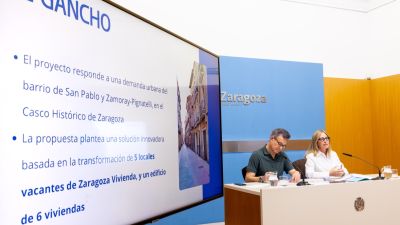Víctor Serrano y Blanca Solans en la presentación del proyecto Gancho