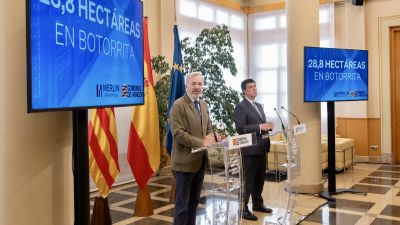 Presentación del proyecto de centro de datos 'Zaragoza Win', en el Edificio Pignatelli.