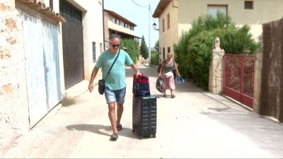 Los vecinos de Molinos regresan a casa