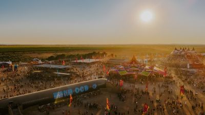 El desierto de Los Monegros será escenario de más de 20 horas de música electrónicaREMITIDA / HANDOUT por MONEGROS DESERT FESTIVALFotografía remitida a medios de comunicación exclusivamente para ilustrar la noticia a la que hace referencia la imagen, y citando la procedencia de la imagen en la firma24/7/2026