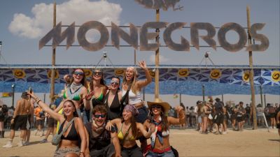 El Monegros Desert Festival ha finalizado este domingo a mediodía tras más 22 horas de música sin interrupción y con un récord de 60.000 asistentes