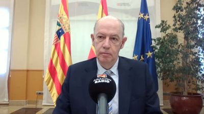 El consejero de Sanidad del Gobierno de Aragón, Ángel Sanz, durante una entrevista este miércoles en Aragón Radio.