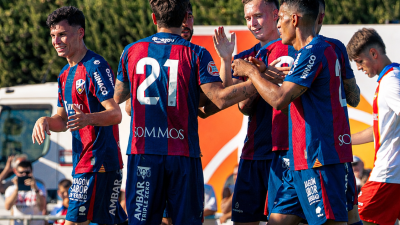 El equipo celebra un gol ante el Andorra