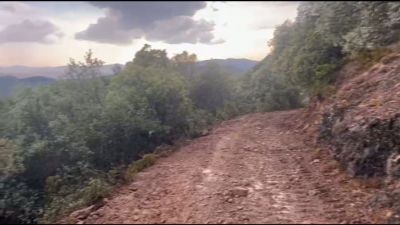 Pista forestal en la zona del incendio de Las Peñas de Riglos