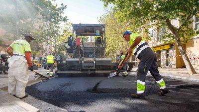 (Foto de ARCHIVO). Obras en el marco de la Operación AsfaltoREMITIDA / HANDOUT por AYUNTAMIENTO DE ZARAGOZAFotografía remitida a medios de comunicación exclusivamente para ilustrar la noticia a la que hace referencia la imagen, y citando la procedencia de la imagen en la firma19/8/2022