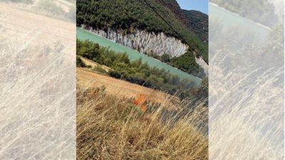 Primera imagen del inicio del fuego de Las Peñas de Riglos