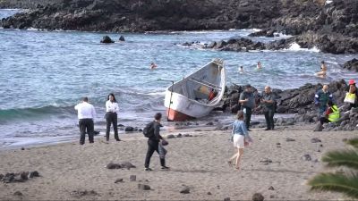 Más de 80 personas han muerto en un cayuco que salió desde Gambia hacia Canarias con 128 ocupantes.