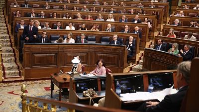 También cae Sumar, que marca su cota más baja de la legislatura con un respaldo del 5,7 %, mientras sube Podemos, con un 3,7 %.