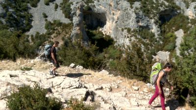 Escaladores disfrutando del deporte en Rodellar.
