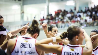 Las jugadoras del Casademont en un tiempo muerto