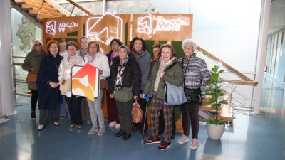 La asociación Cultural Anahita ha conocido las instalaciones de los medios de comunicación autonómicos de Aragón.