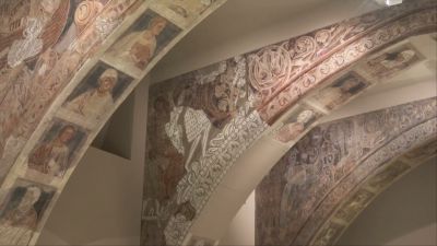 Las pinturas de Sijena llevan 90 años lejos de su casa.